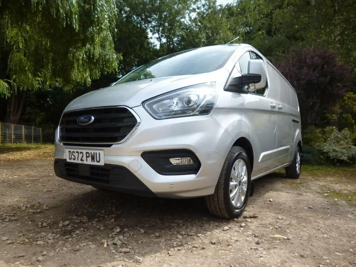 2022-ford-transit-custom-20tdci-300-l2h1-limited-130pseu6dt-panel-van-auto-big-12