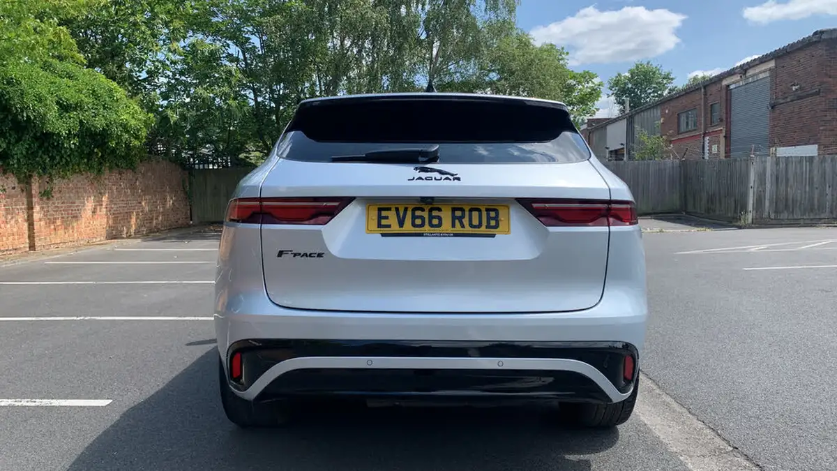 2021-jaguar-f-pace-20-d200-r-dynamic-hse-mhev-big-8