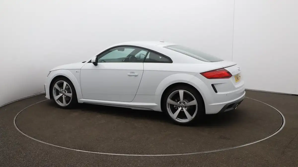 2019-audi-tt-coupe-20-40-tfsi-s-line-big-37