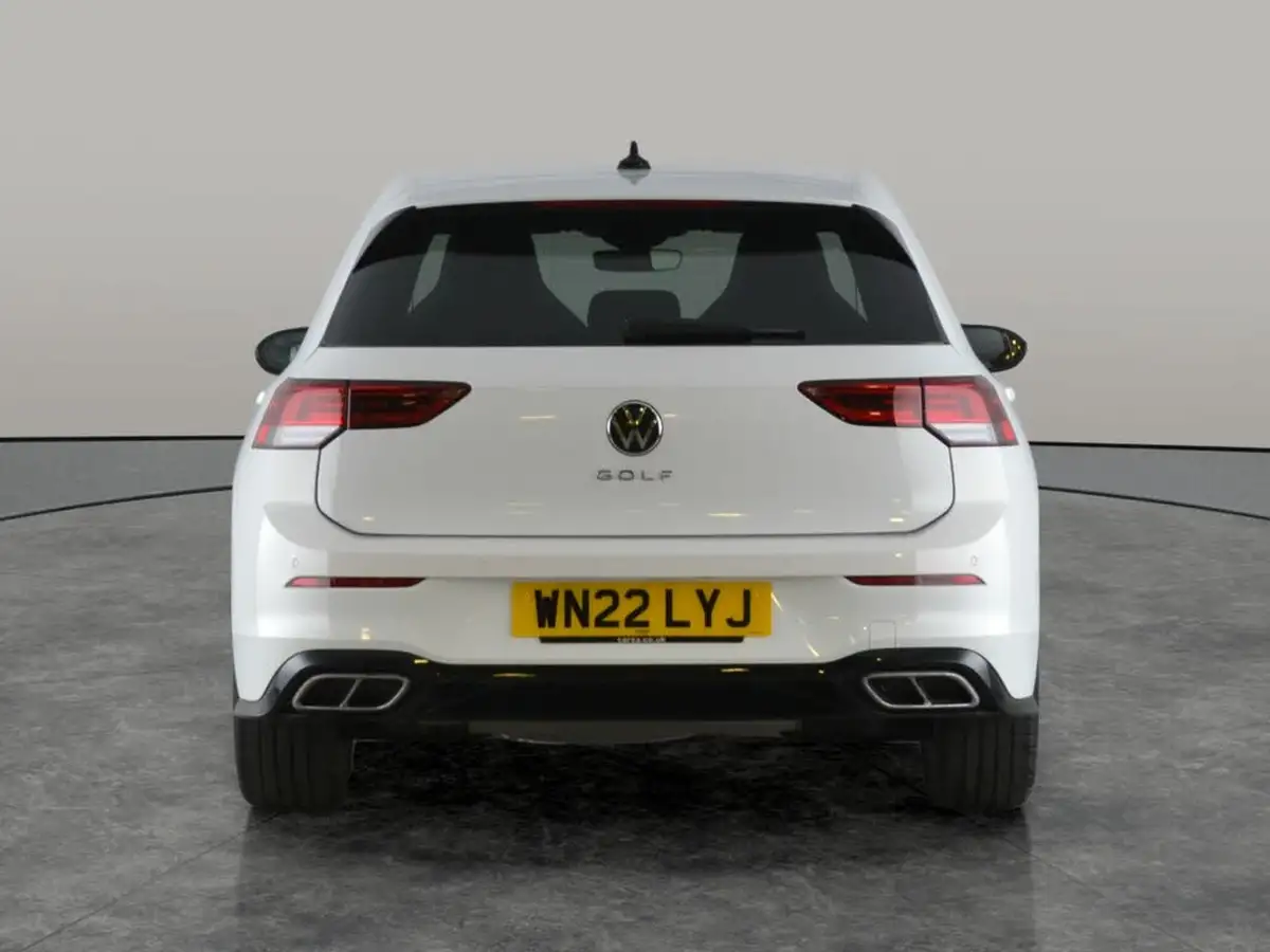 2022-volkswagen-golf-15-tsi-r-line-150ps-hatchback-big-10