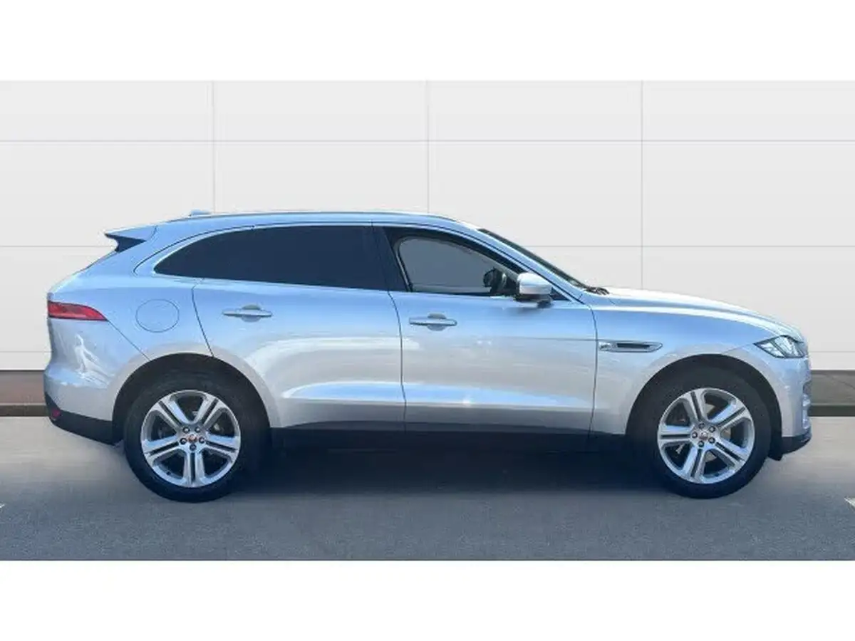 2017-jaguar-f-pace-30td-portfolio-big-4