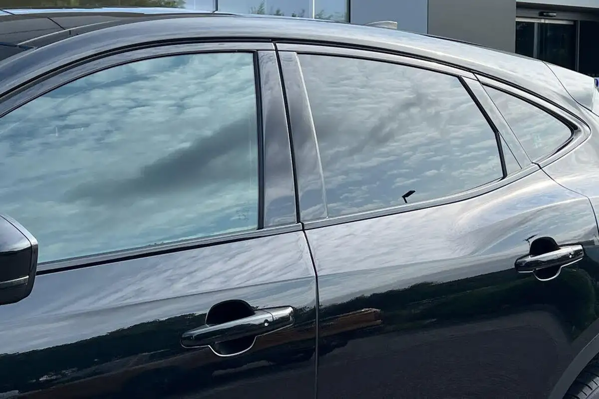 2020-jaguar-e-pace-20-i4-r-dynamic-hse-300ps-big-21