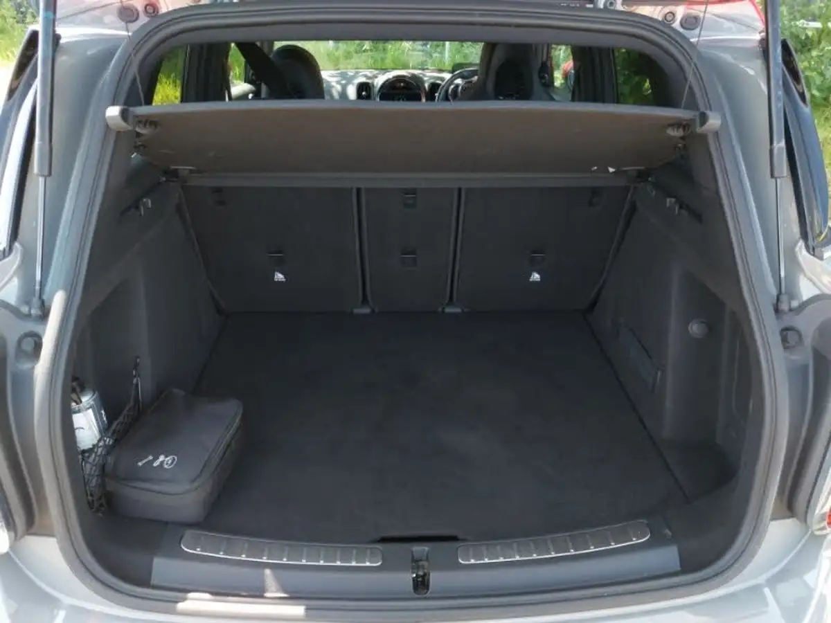 2019-mini-countryman-20-john-cooper-works-big-7