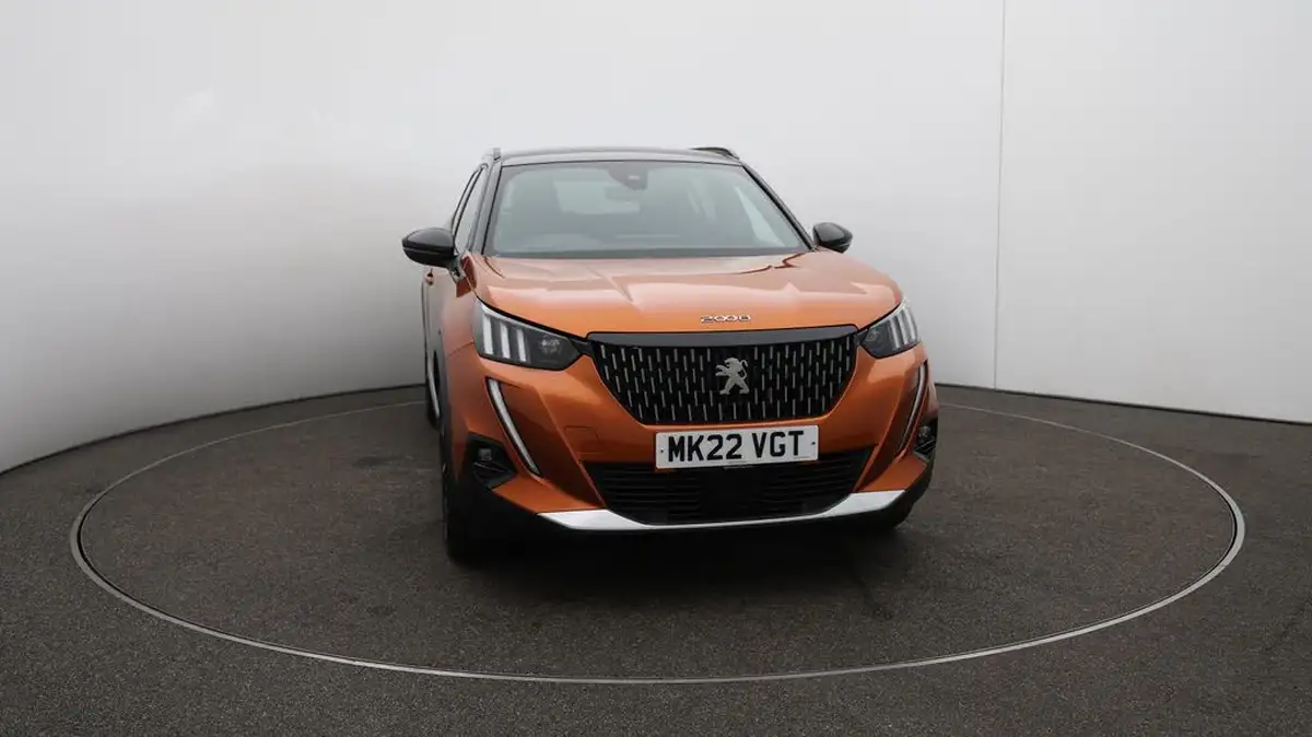 2022-peugeot-2008-suv-12-puretech-gt-big-44