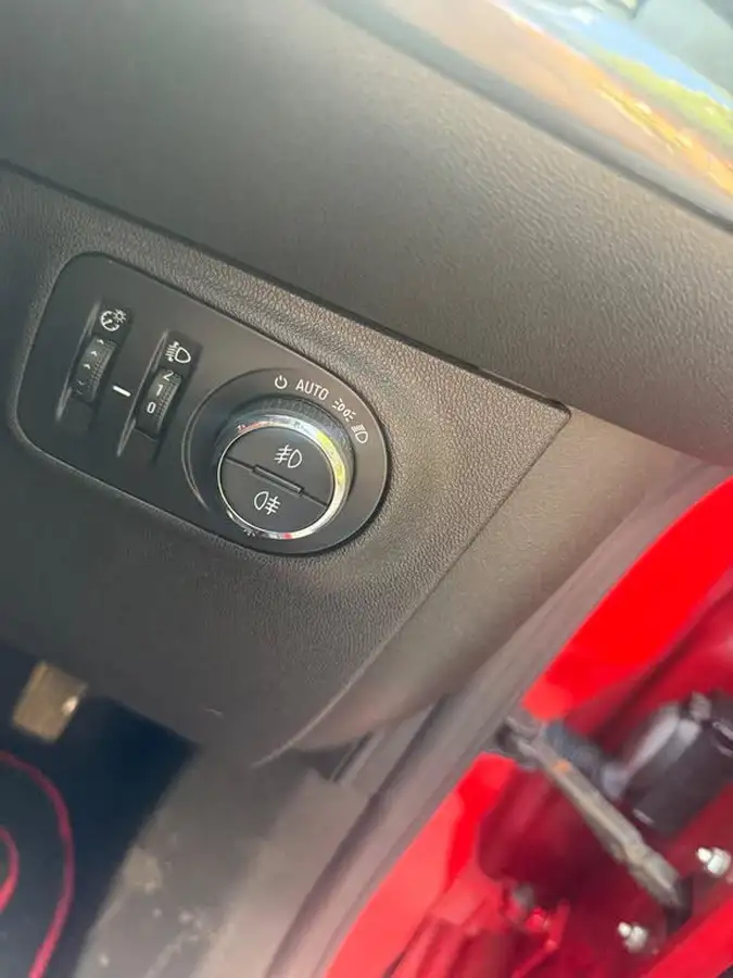 2015-vauxhall-corsa-13cdti-excite-acss-3d-big-10