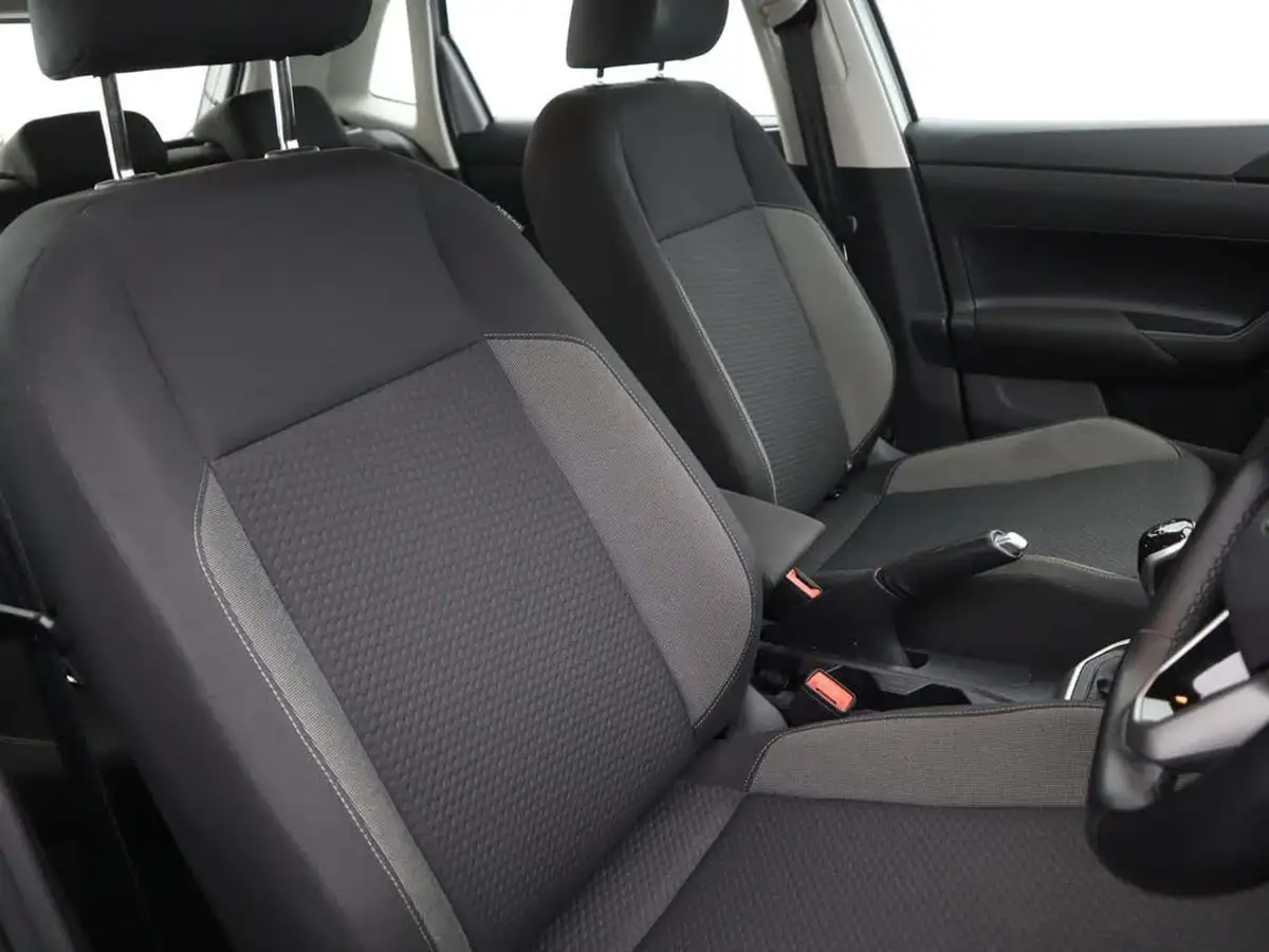 2022-volkswagen-polo-10-life-big-10