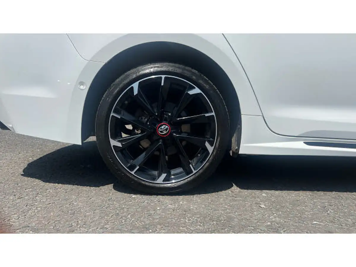 2022-toyota-corolla-20-vvt-i-gr-sport-181bhp-18in-alloy-wheelstrk-touring-sports-big-6