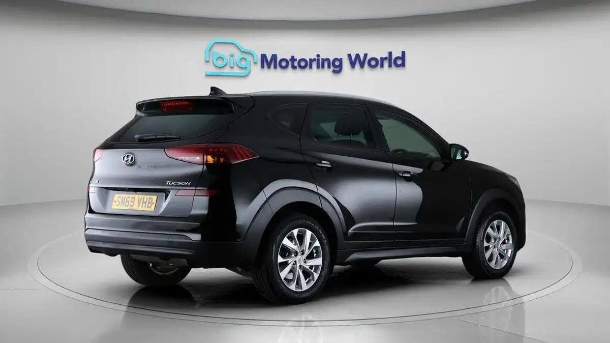 2020-hyundai-tucson-16-gdi-se-nav-big-7