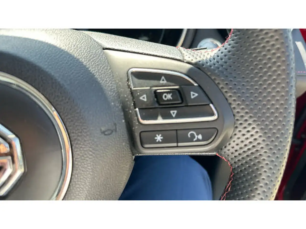 2024-mg-hs-15t-gdi-se-162ps-1490cc-dct-big-38