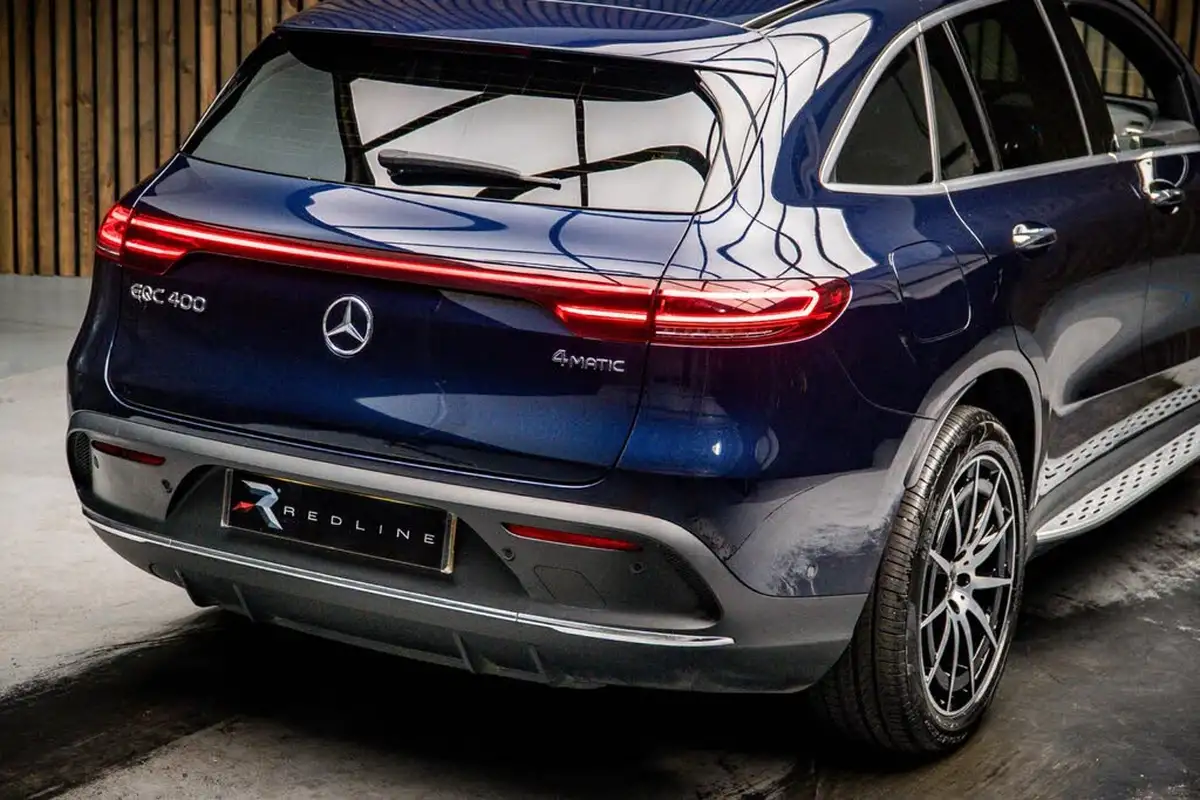 2021-mercedes-benz-eqc-e-eqc-400-amg-line-big-21