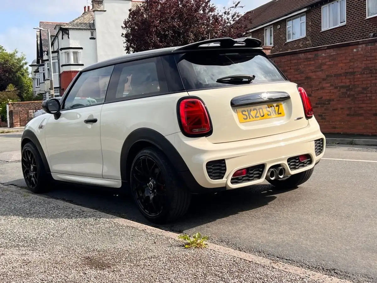 2020-mini-cooper-20-john-cooper-works-gp-pack-hatchback-3d-big-8