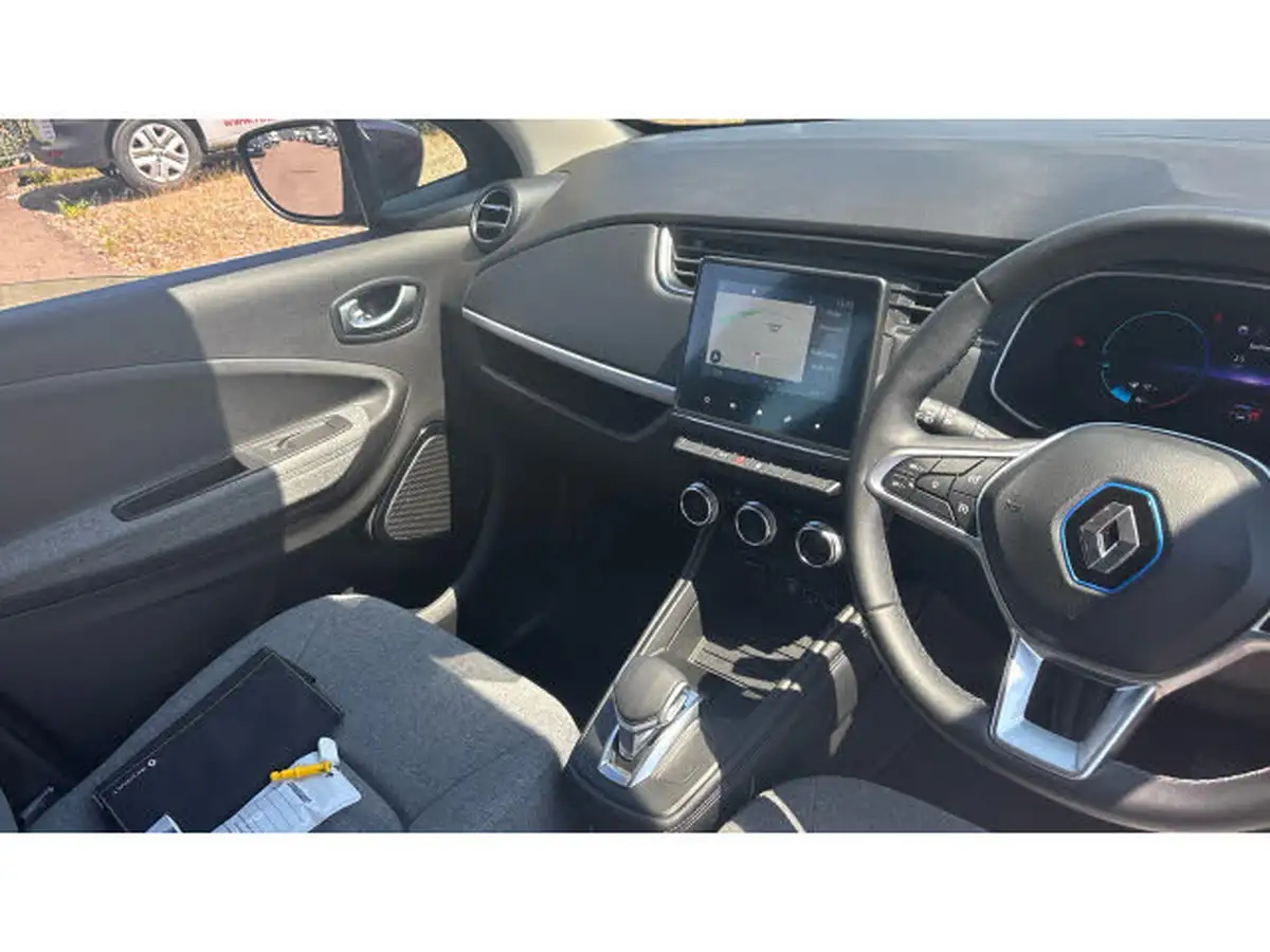 2021-renault-zoe-e-i-iconic-110ps-r110ze50-big-13