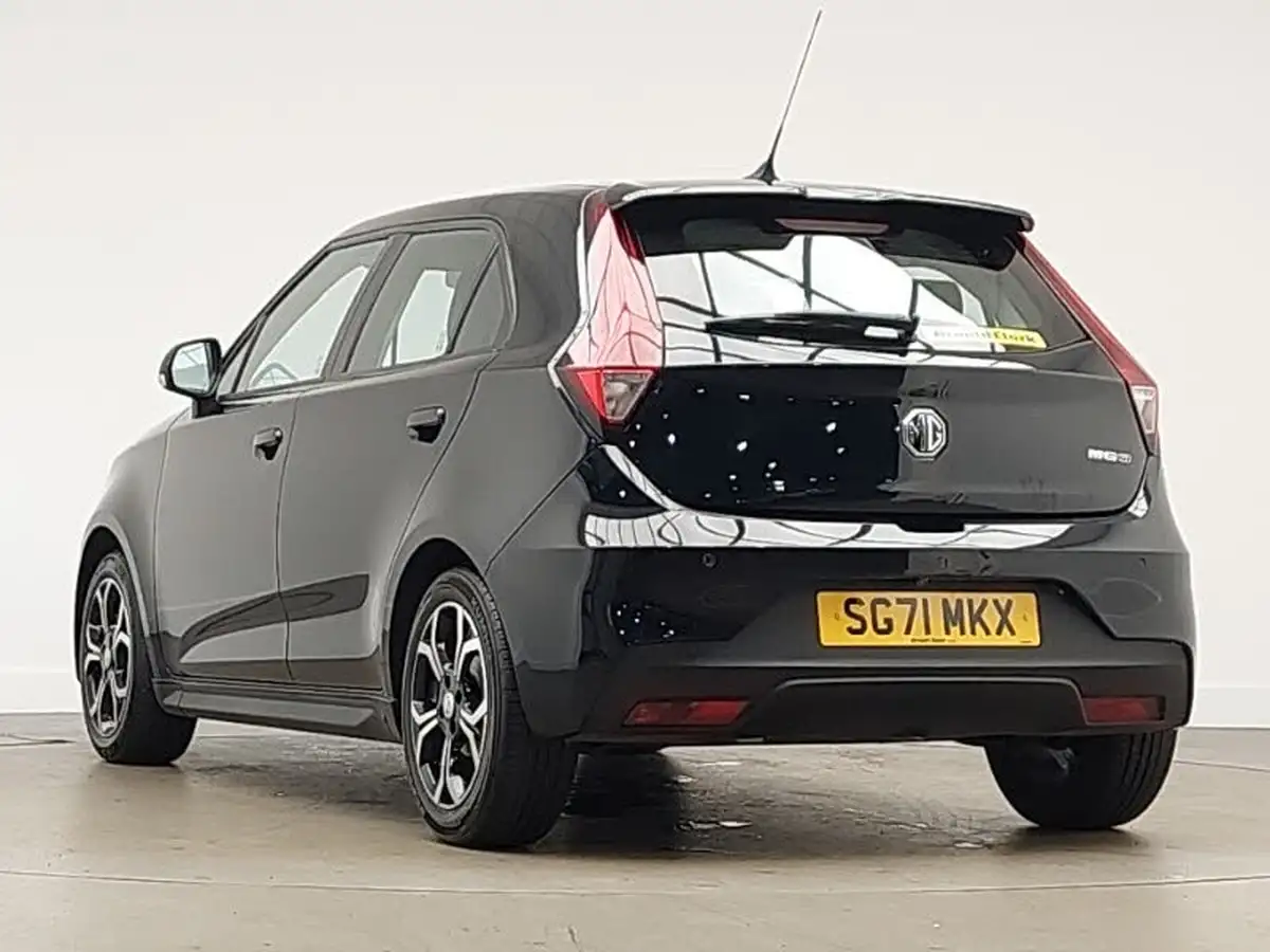 2021-mg-mg3-15-vti-tech-exclusive-nav-big-1