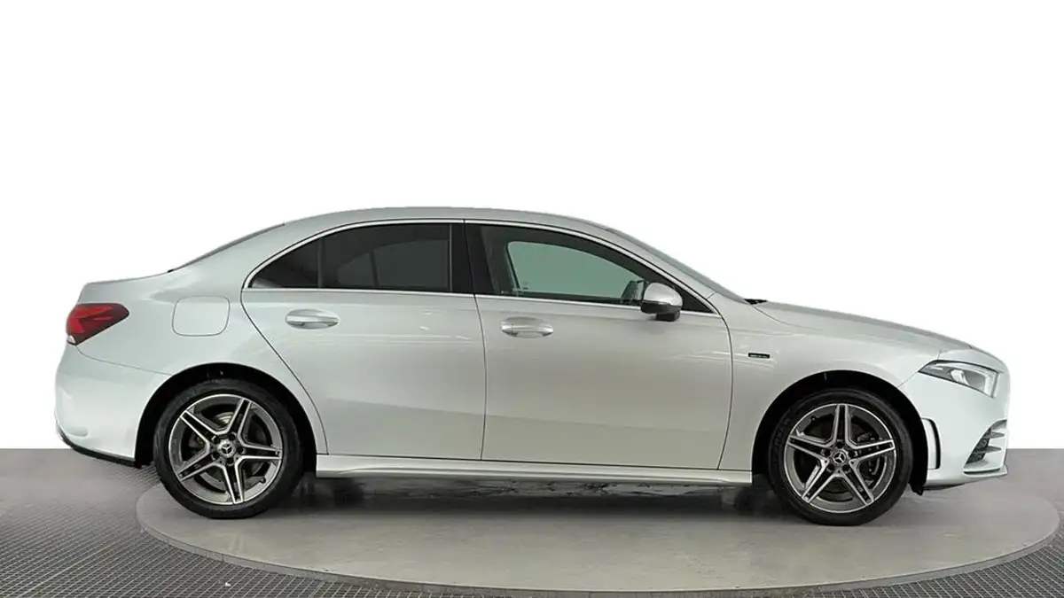 2020-mercedes-benz-a-class-13-a250e-amg-line-saloon-4d-big-2