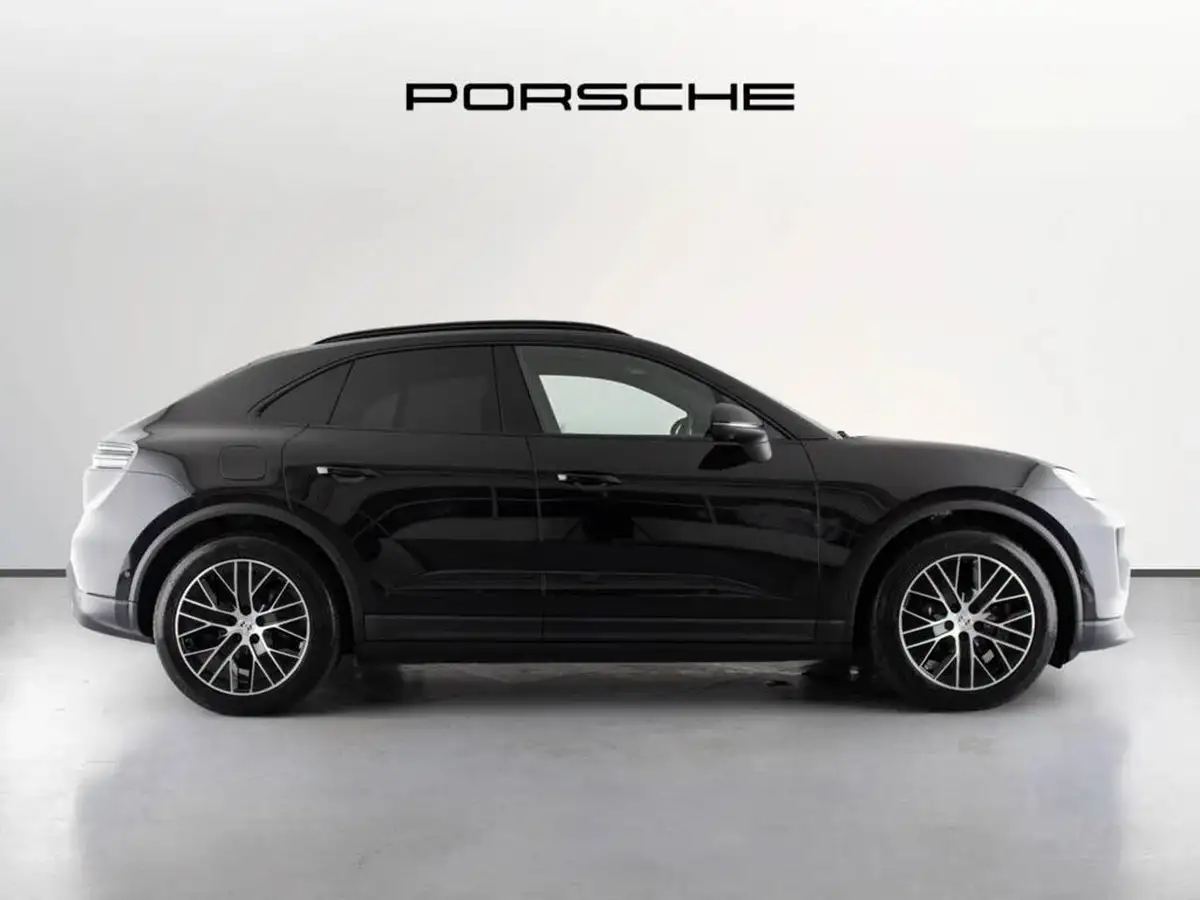 2025-porsche-macan-e-electric-big-1