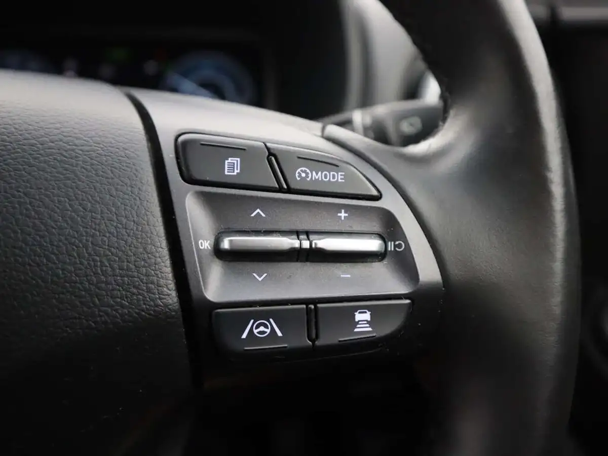 2022-hyundai-kona-16-gdi-premium-big-36