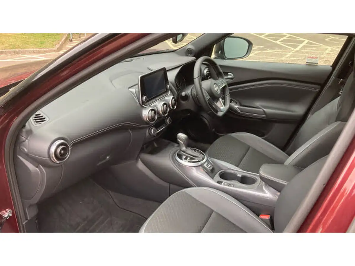 2023-nissan-juke-10-dig-t-n-connecta-dct-big-8