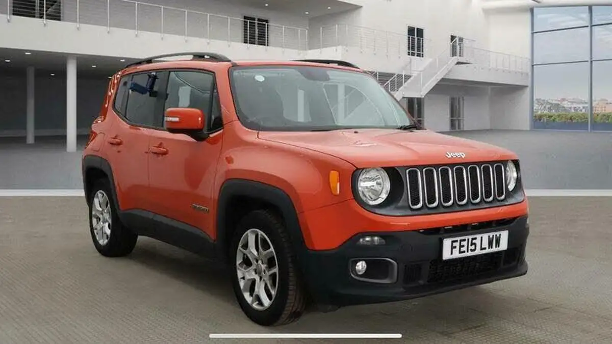 2015-jeep-renegade-14-longitude-big-0