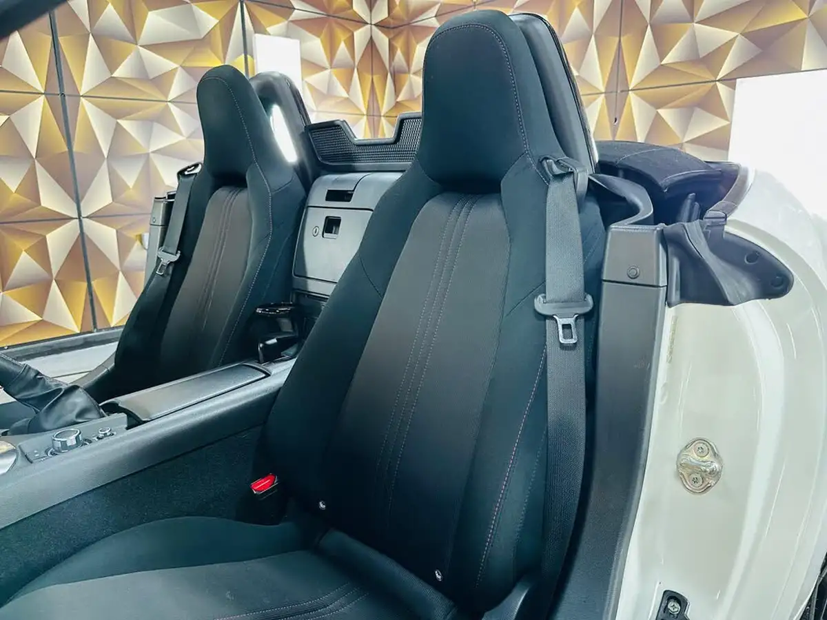 2018-mazda-mx-5-15-se-l-nav-convertible-big-12