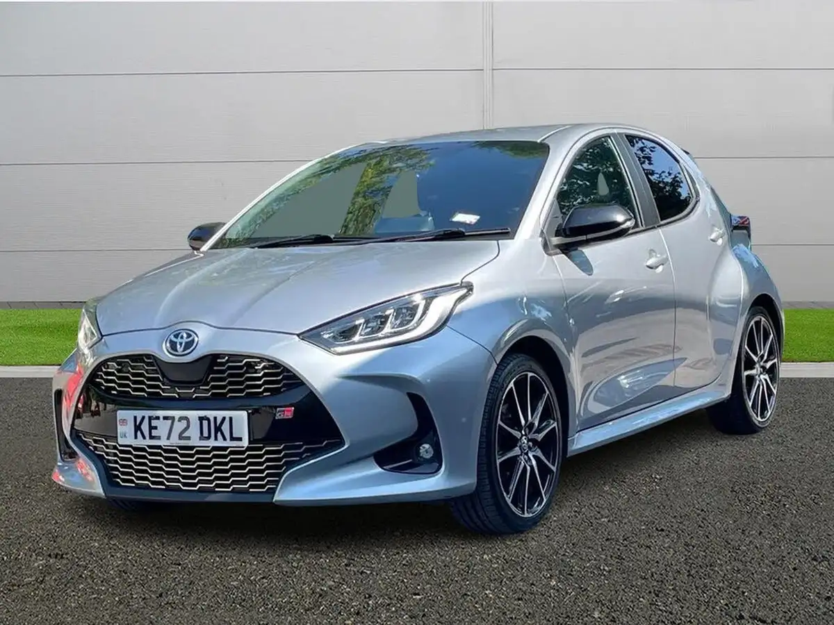 2023-toyota-yaris-15-vvt-i-gr-sport-114bhp-big-2
