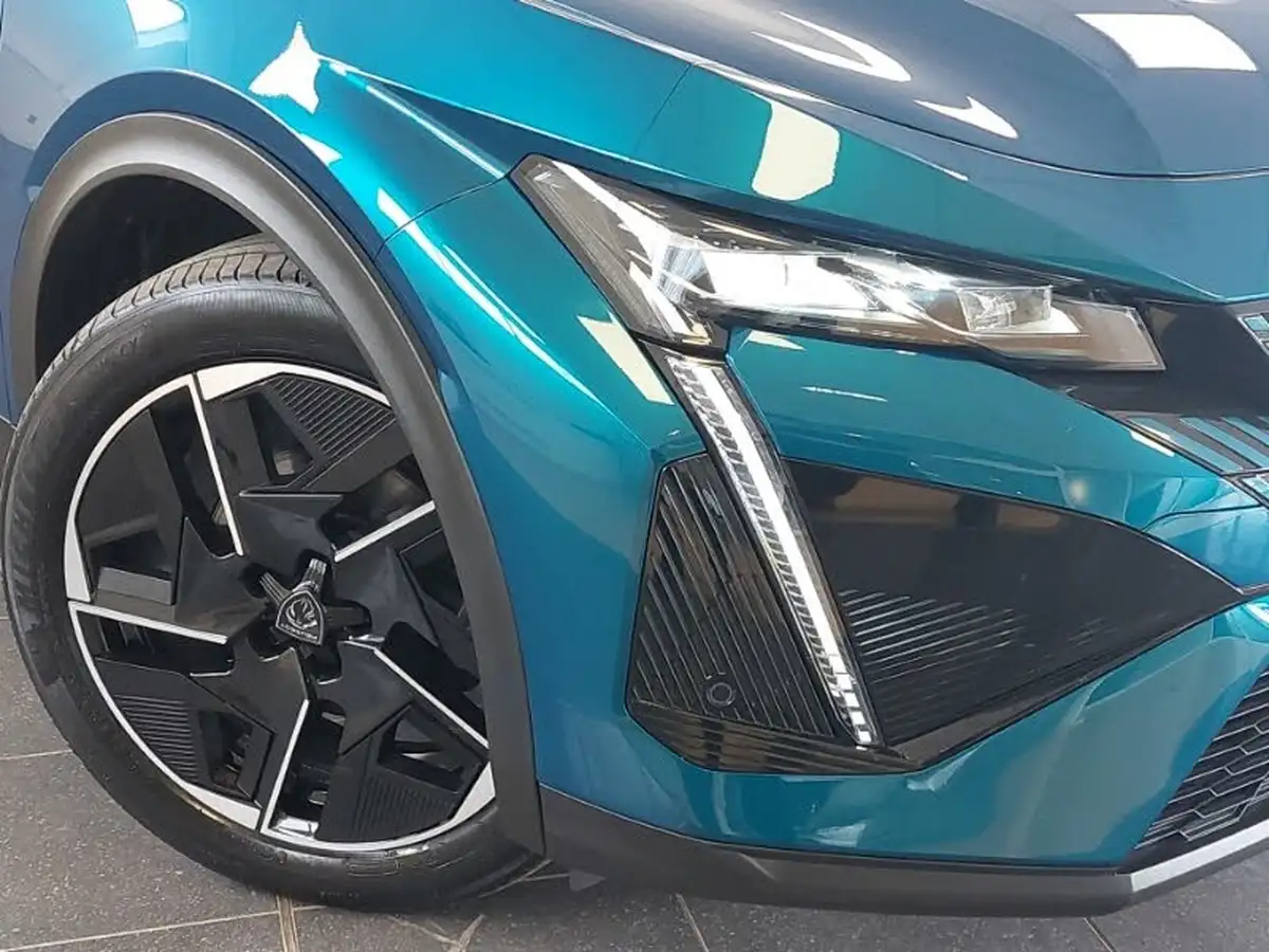 2023-peugeot-408-12-puretech-gt-130ps-ss-eat8-big-8