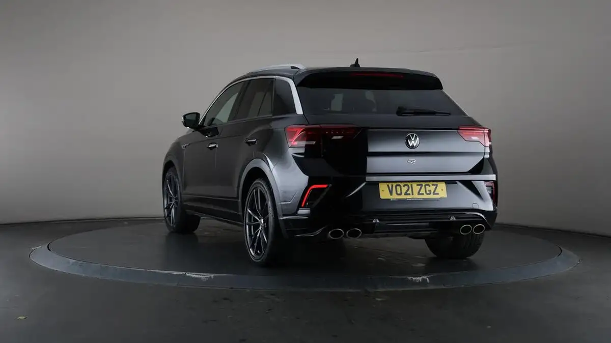 2021-volkswagen-t-roc-20-tsi-r-big-57