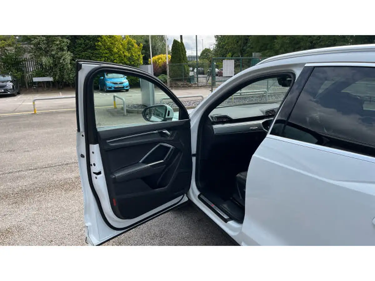 2021-audi-q3-15-35-tfsi-s-line-cod-station-wagon-big-37