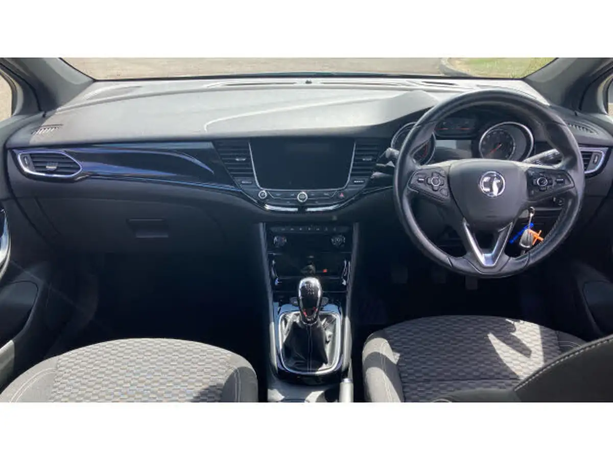 2017-vauxhall-astra-14i-16v-turbo-sri-nav-150ps-hatchback-big-9