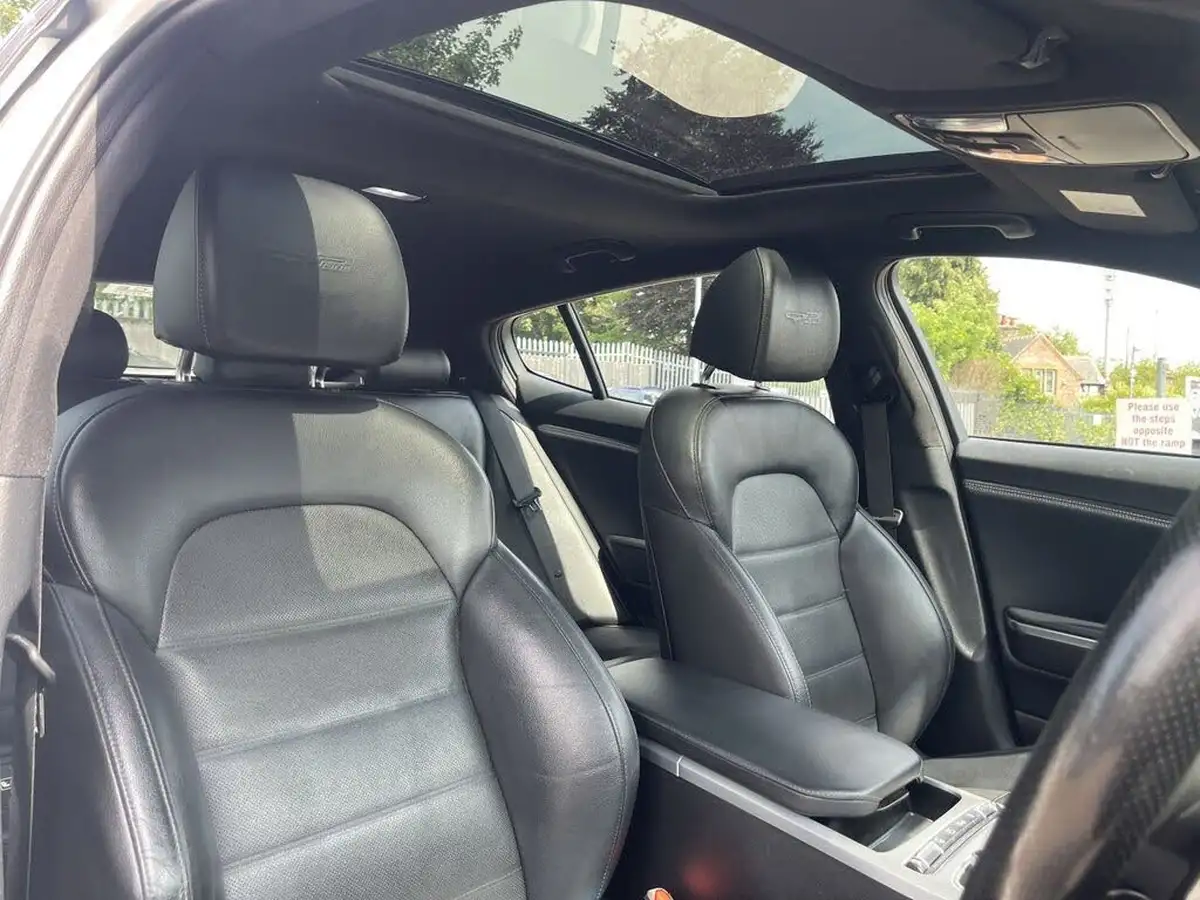 2019-kia-stinger-22-crdi-gt-line-s-big-1