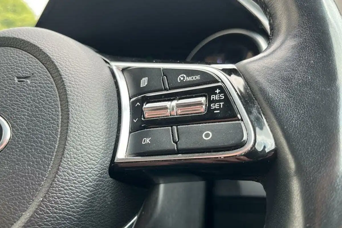 2021-kia-xceed-10-t-gdi-3-big-37