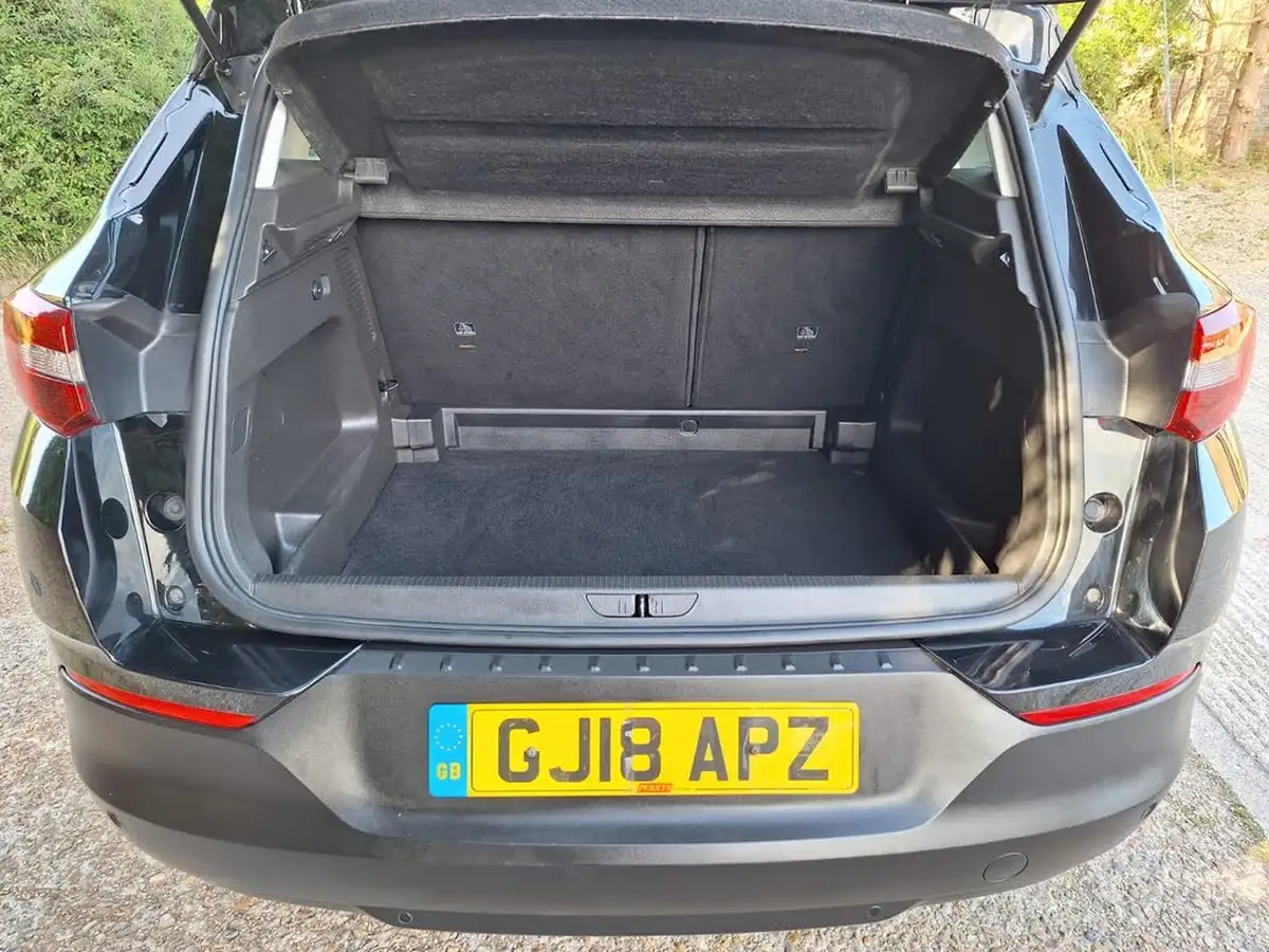 2018-vauxhall-grandland-x-12-se-132ps-big-30