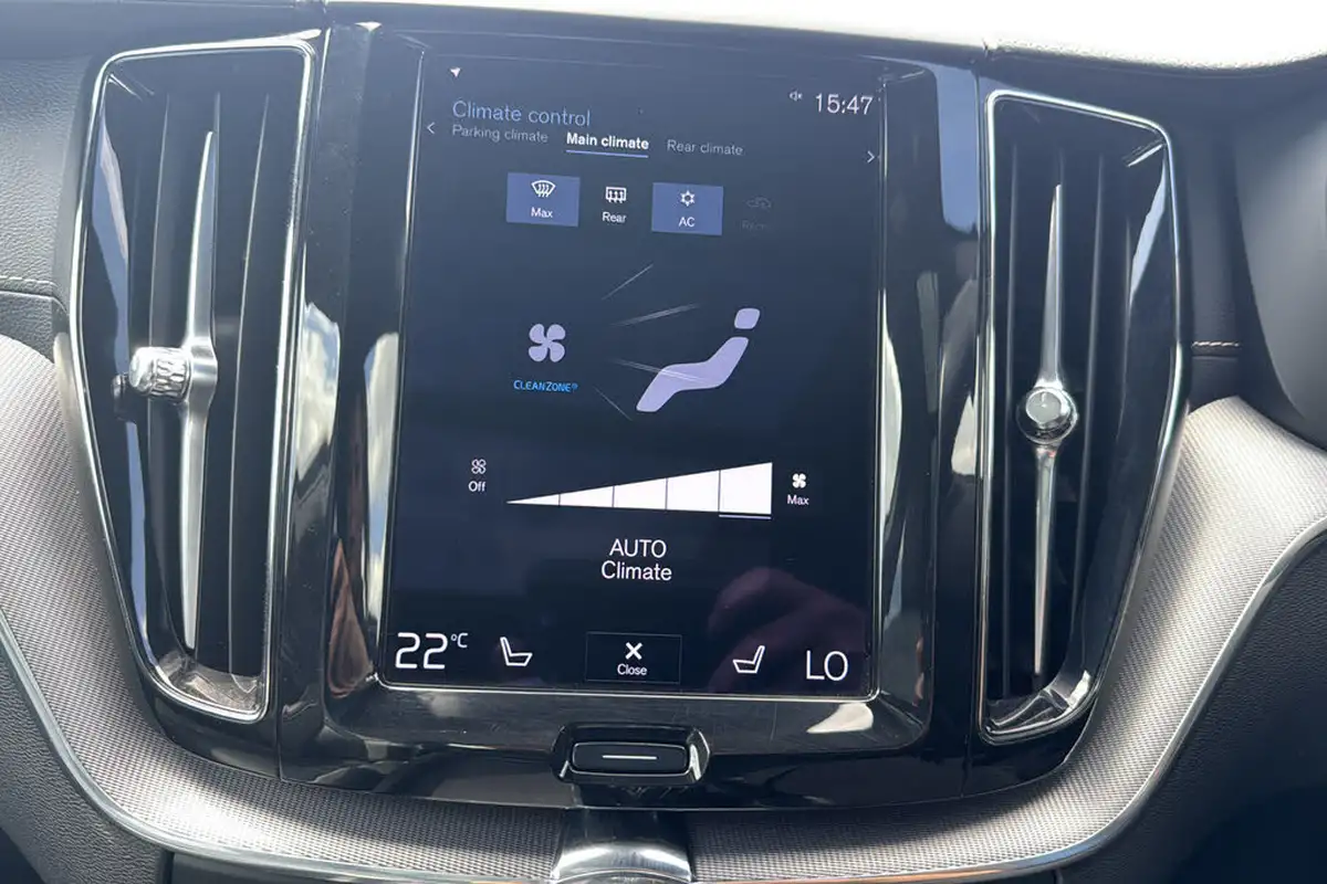 2020-volvo-xc60-20td-b4-r-design-pro-awd-big-15