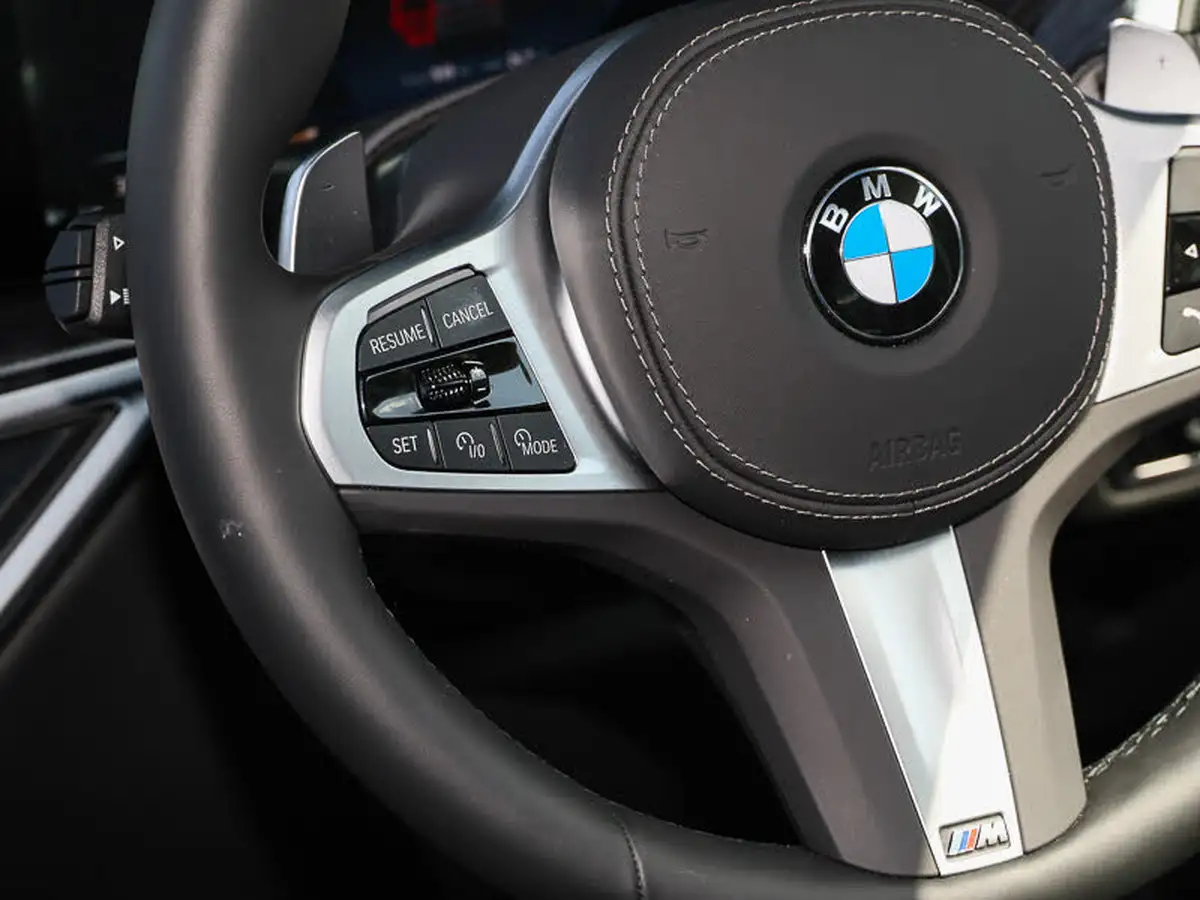 2025-bmw-x7-30td-xdrive-40d-m-sport-big-16
