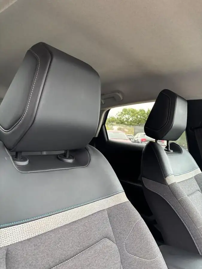 2022-citroen-c4-12-puretech-shine-130ps-big-43
