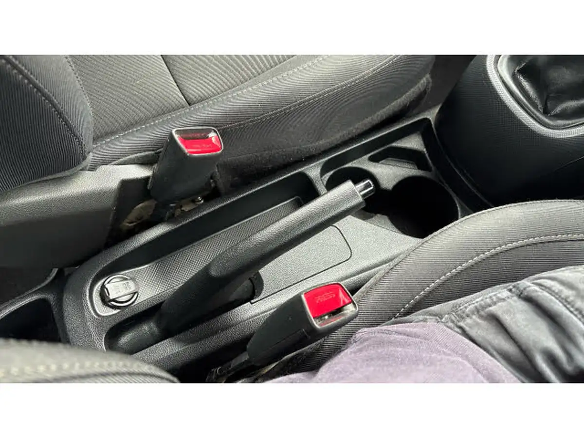 2017-hyundai-i10-10-se-big-35
