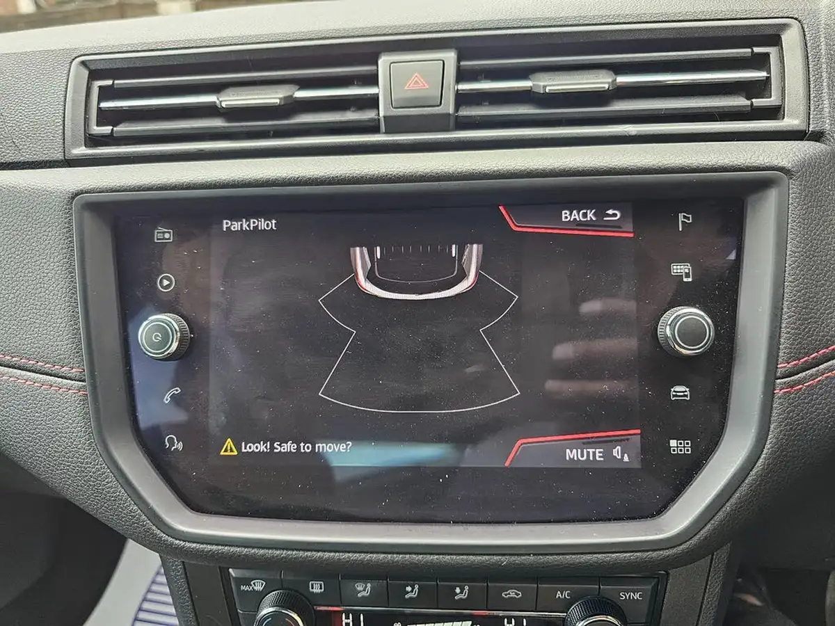 2018-seat-arona-16tdi-fr-sport-big-21