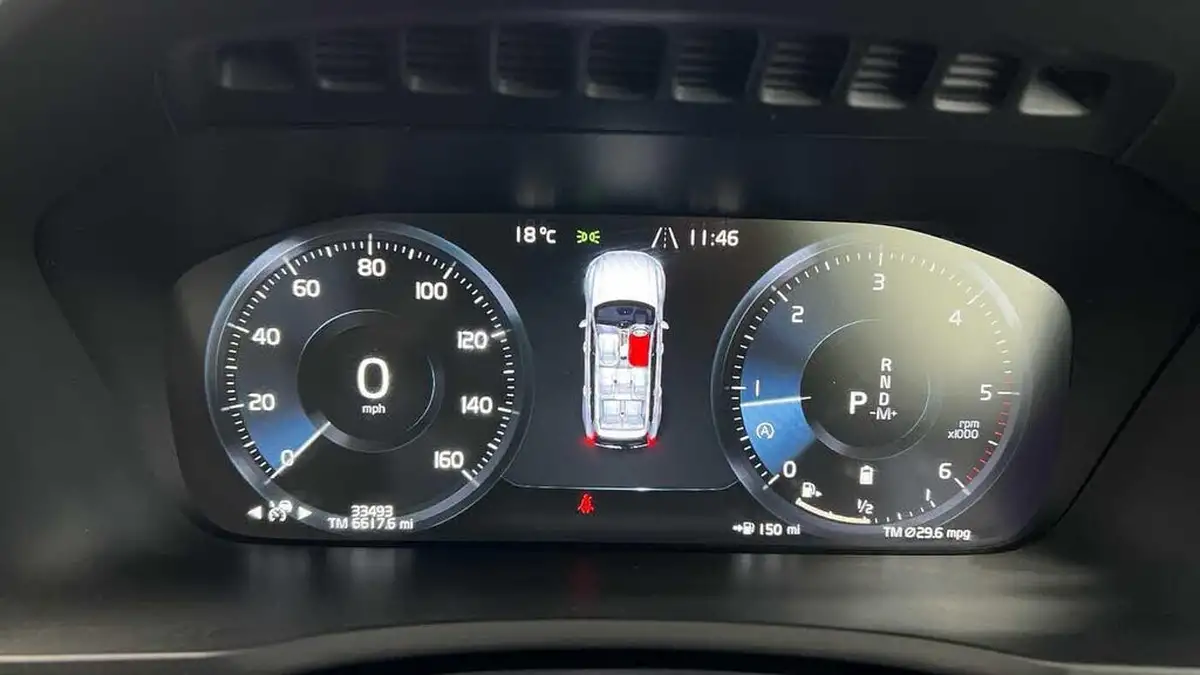 2022-volvo-xc90-20td-b5-r-design-big-8