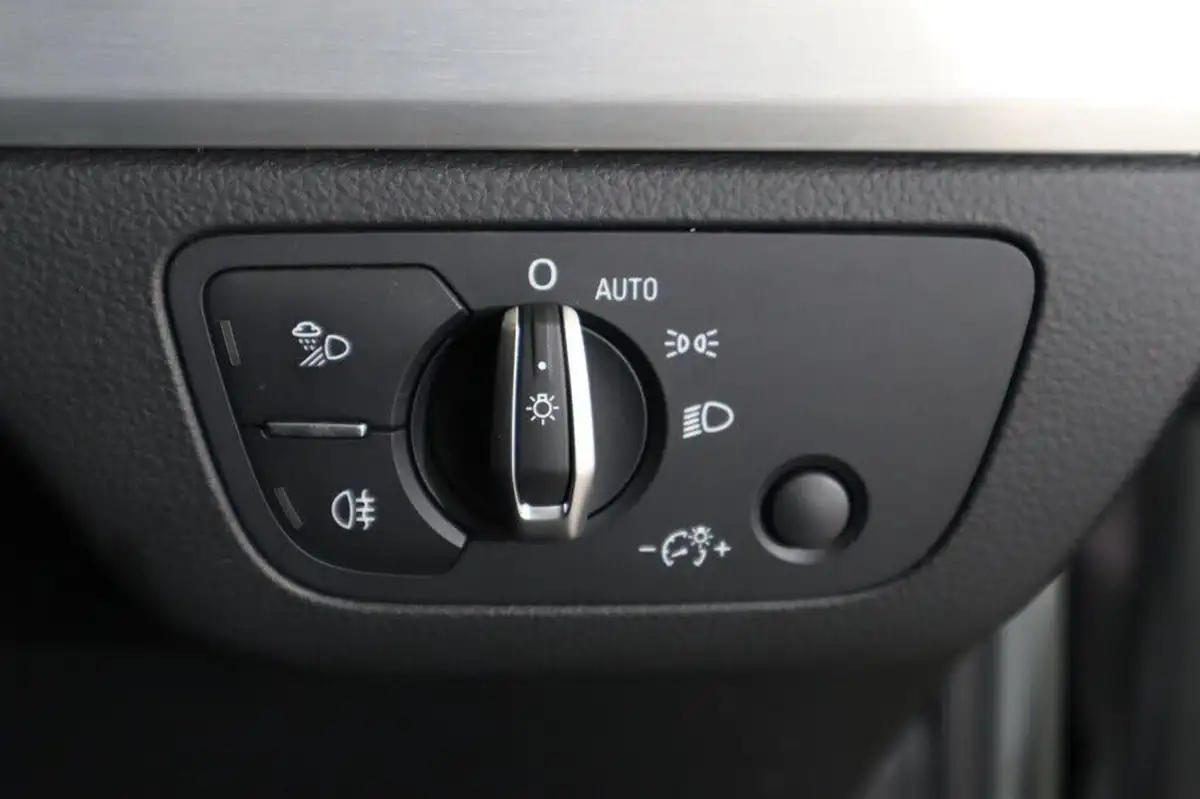 2021-audi-q5-20-40-tdi-s-line-station-wagon-big-28