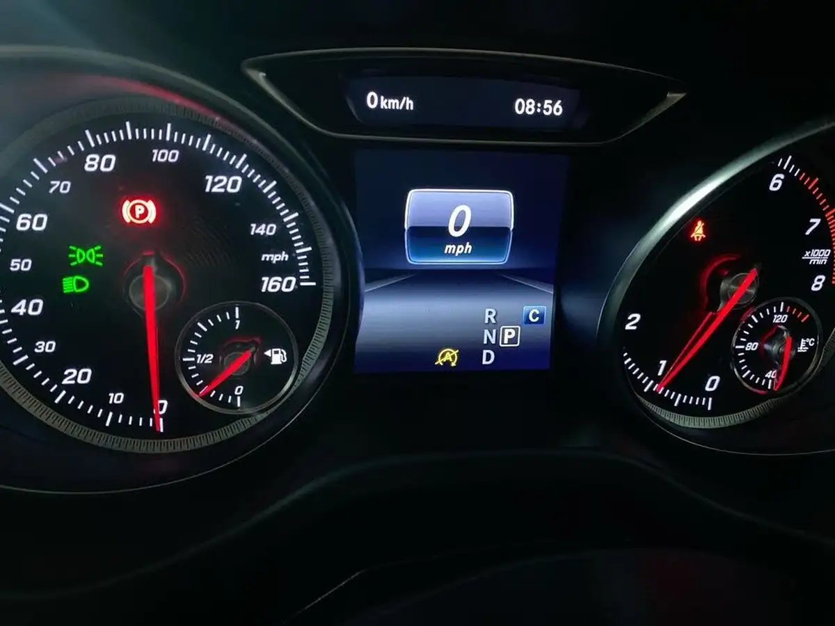2018-mercedes-benz-cla-16-cla-180-amg-line-coupe-4d-7g-dct-big-22
