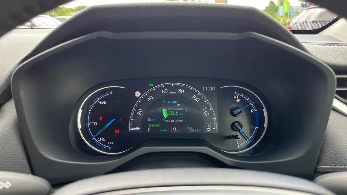 2021-toyota-rav4-25-vvt-i-design-215bhp-big-8