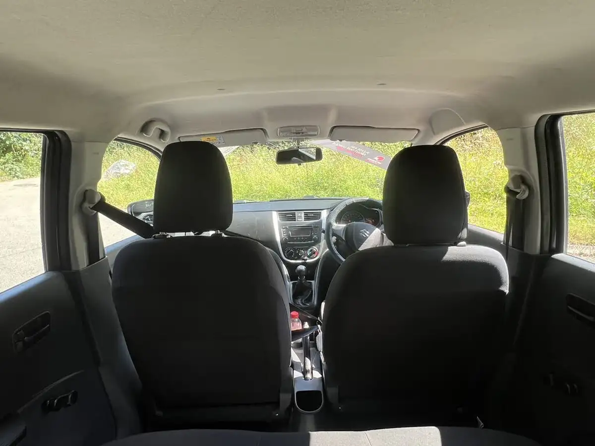 2017-suzuki-celerio-10-sz2-big-5