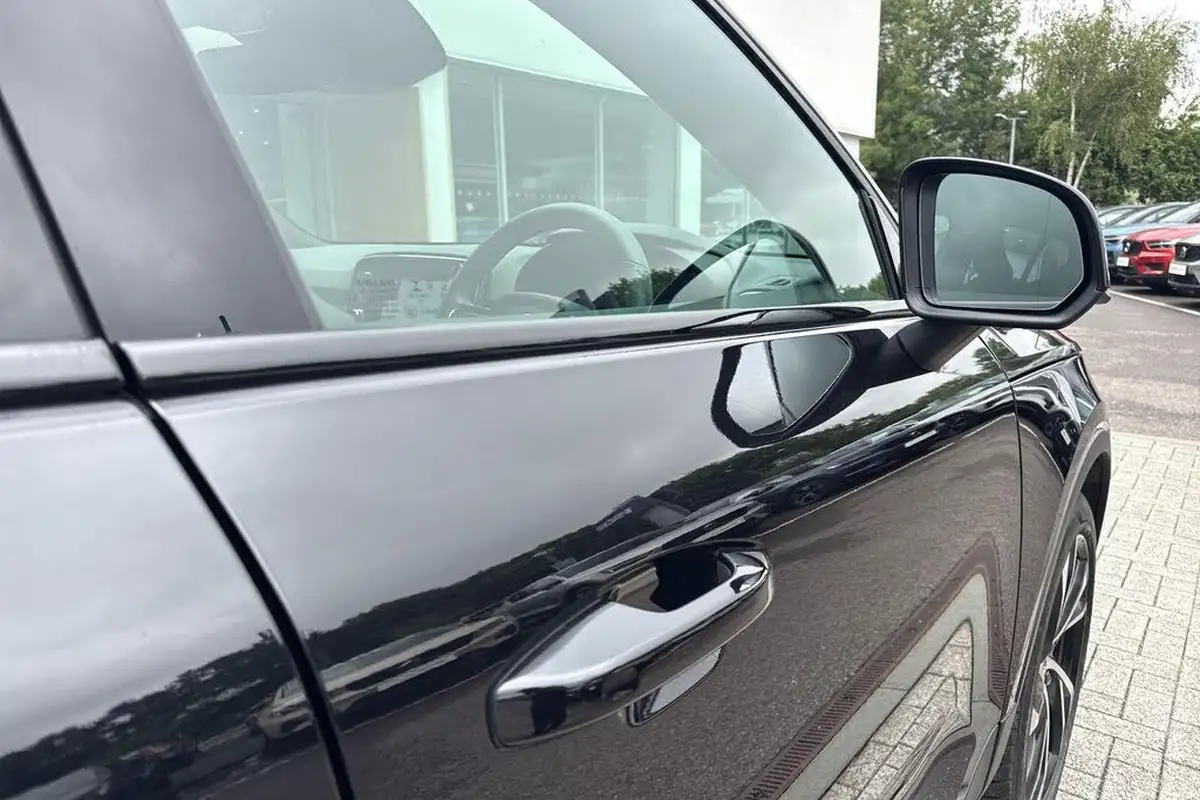 2021-volvo-xc40-20-b4-r-design-pro-194bhp-awd-auto-big-15