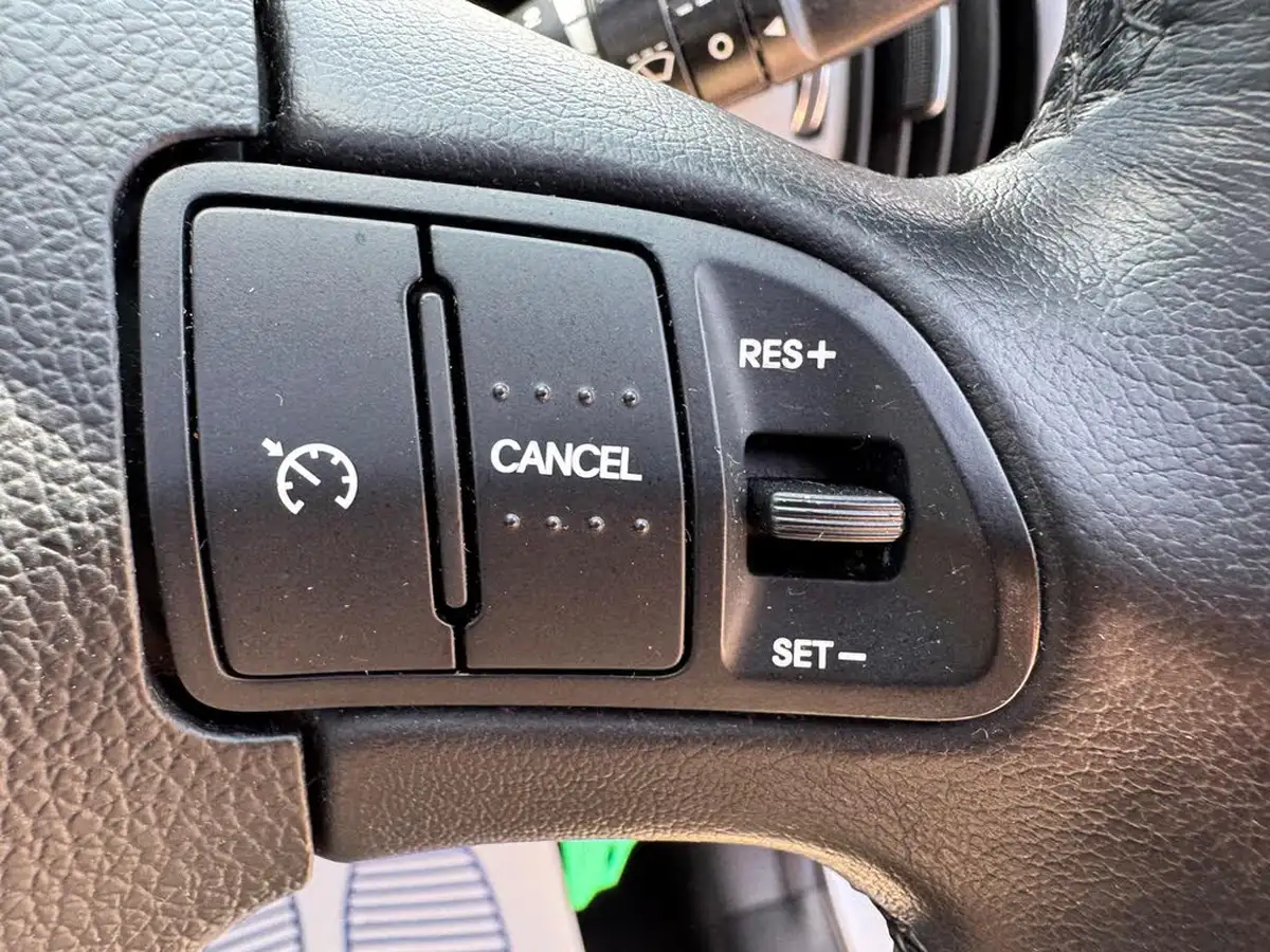 2012-kia-sportage-20td-kx-3-big-35