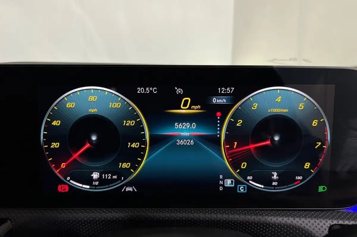 2022-mercedes-benz-cla-13-cla-180-amg-line-premium-coupe-4d-big-14