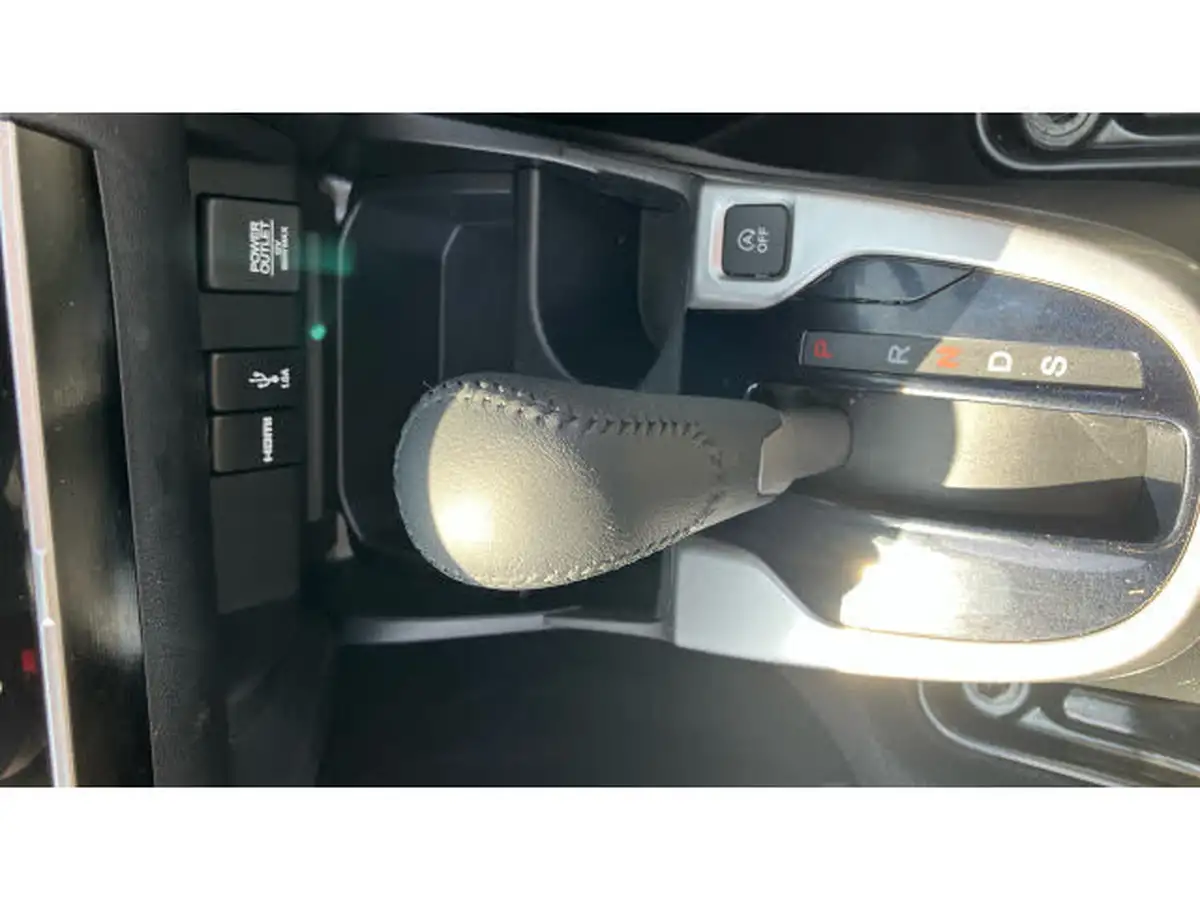 2019-honda-jazz-13-i-vtec-se-big-16