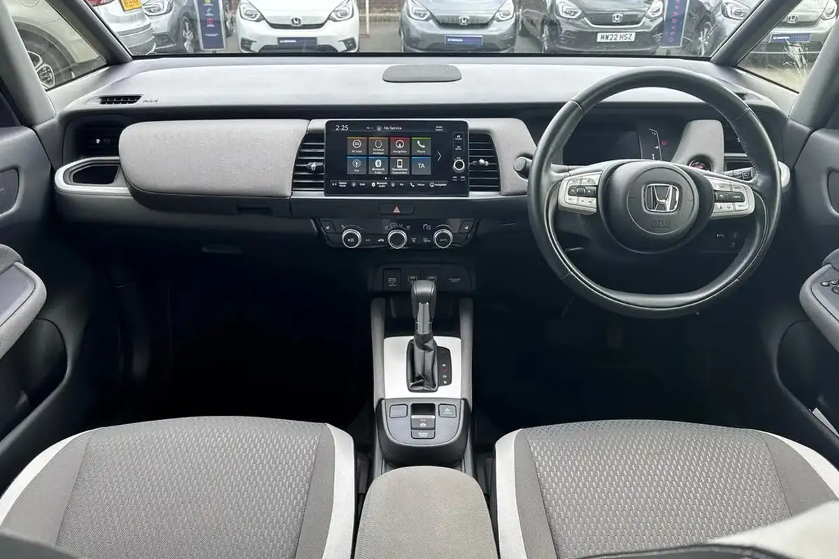 2023-honda-jazz-15-i-mmd-crosstar-ex-big-3