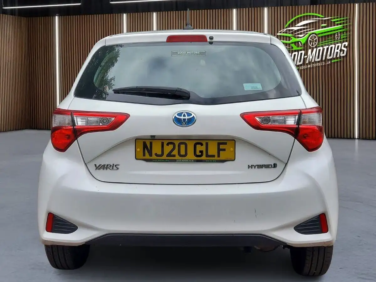 2020-toyota-yaris-15-vvt-i-icon-98bhp-hybrid-1497cc-e-cvt-big-14