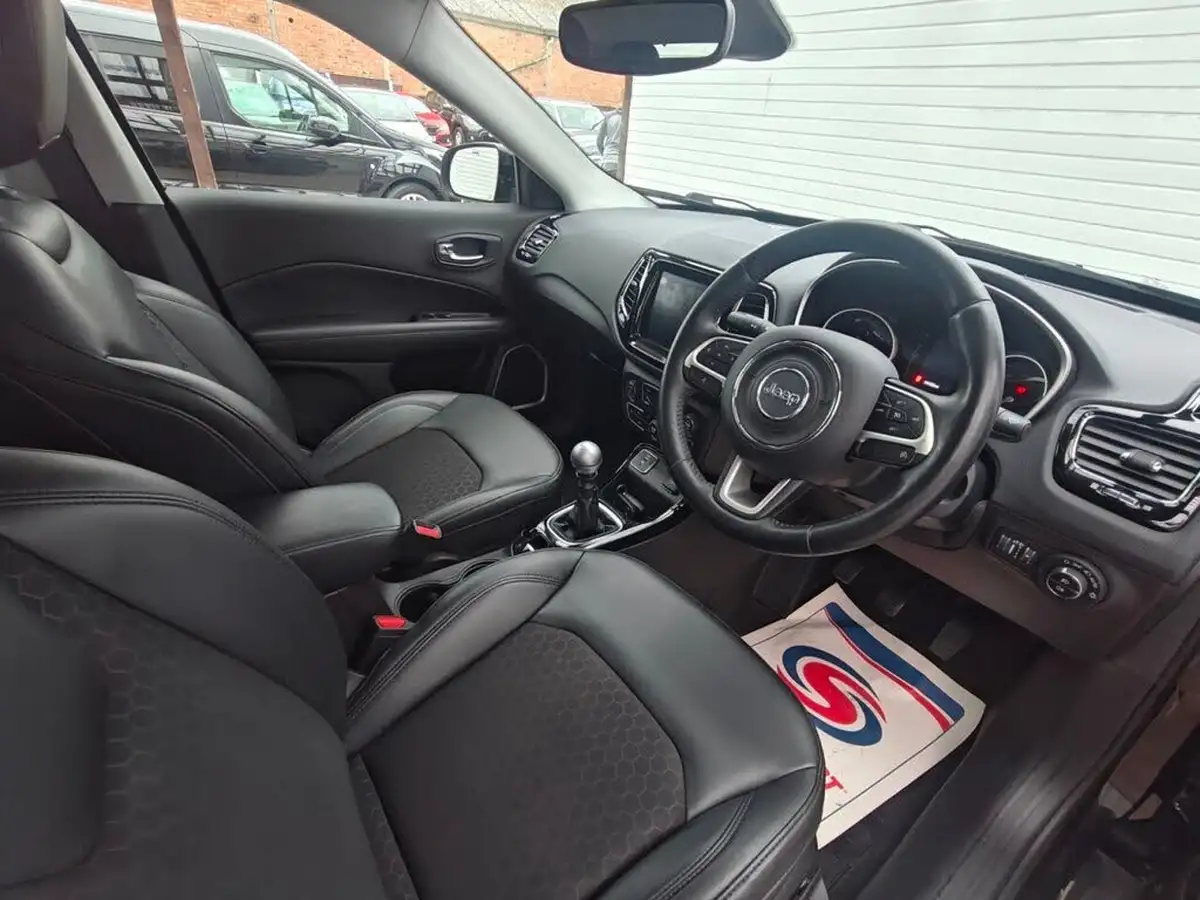 2020-jeep-compass-14-multiair-ii-night-eagle-big-32
