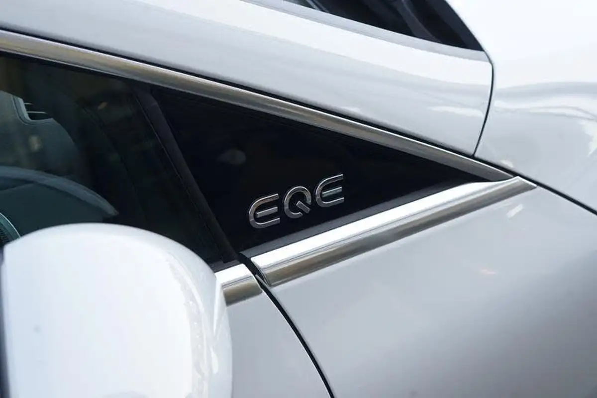 2023-mercedes-benz-eqe-e-eqe-300-amg-line-premium-plus-big-12