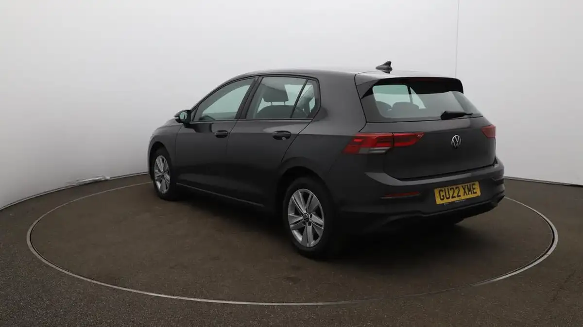 2022-volkswagen-golf-20tdi-life-hatchback-big-61